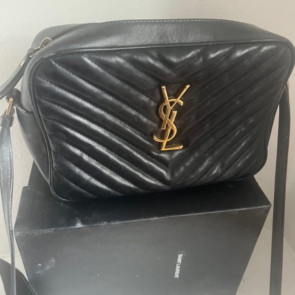 Saint Laurent - Picture 5 of 11